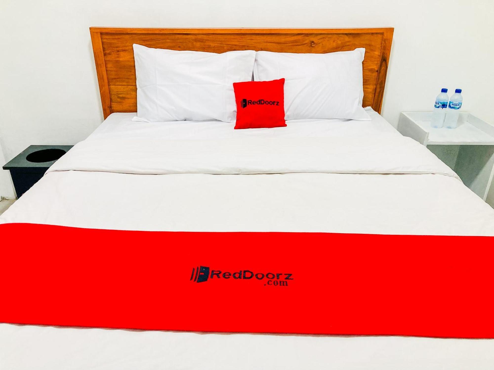Hotel Reddoorz Syariah Near Umy Yogyakarta 2 Ngabean Esterno foto