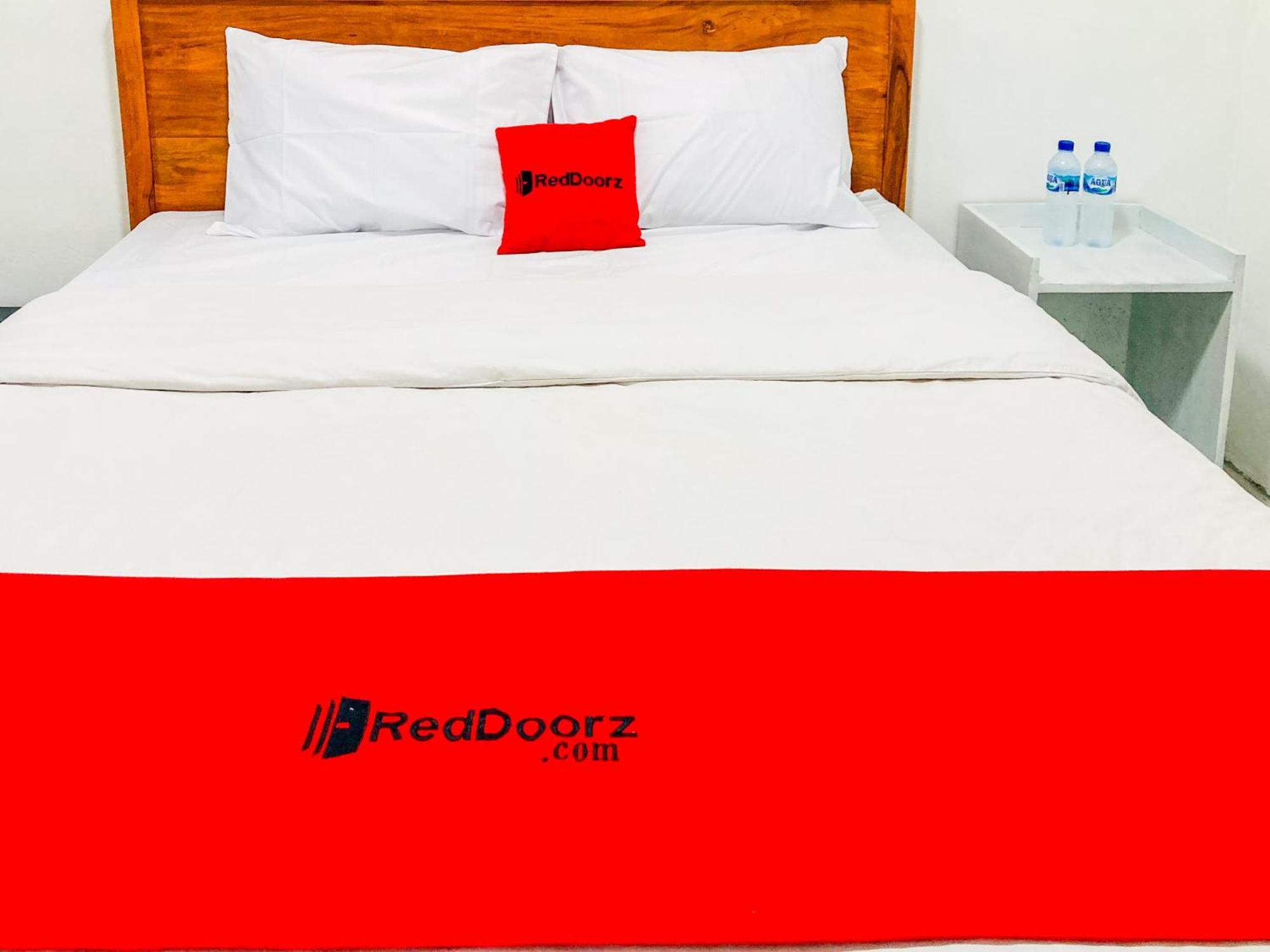 Hotel Reddoorz Syariah Near Umy Yogyakarta 2 Ngabean Esterno foto